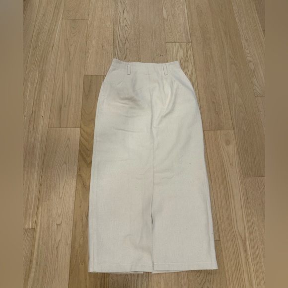 Brand new - Harly Jae Zipper Skirt - Mylk - Picture 4 of 6